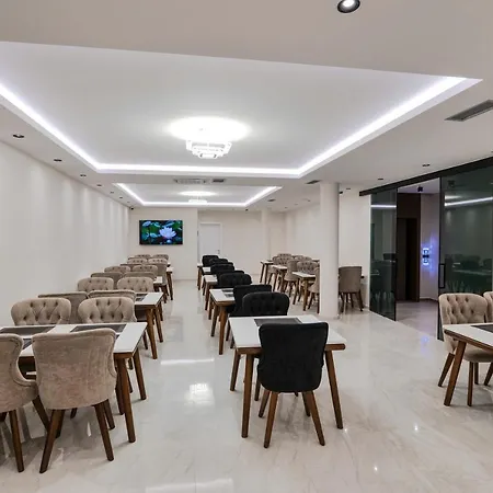 Hotel The Lord's Garden 4*