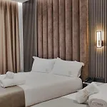 מלון The Lord's Garden 4*