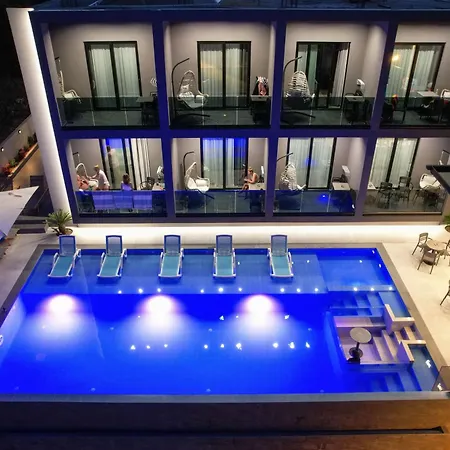 The Lord's Garden Hotel 4*