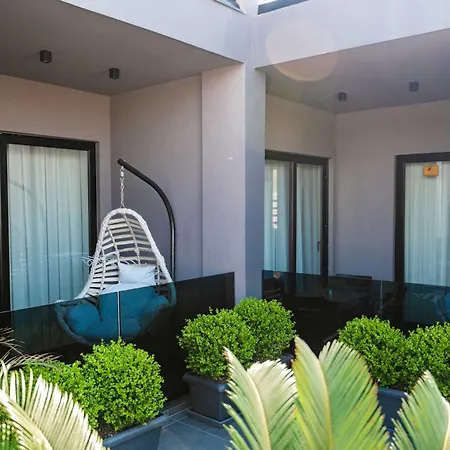 Hotel The Lord's Garden Ksamil