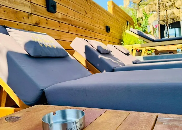 The Lord's Garden Отель Ксамил