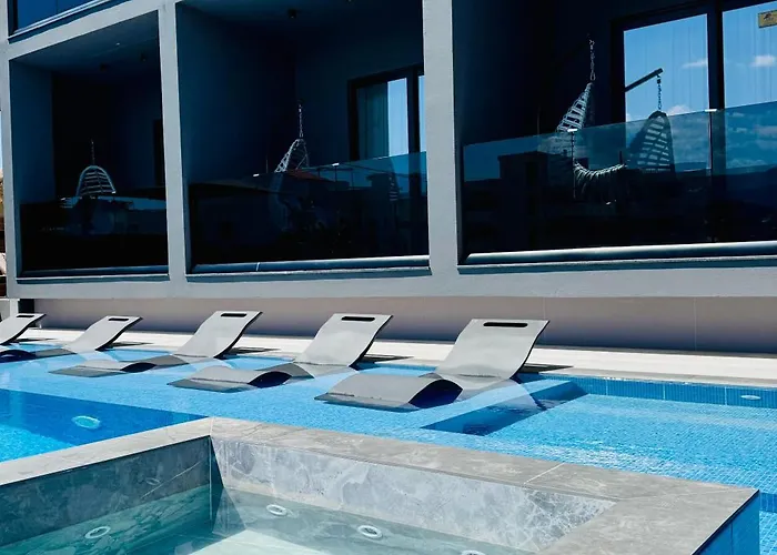 The Lord's Garden Отель 4*